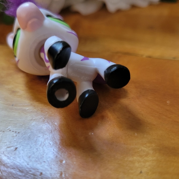 Littlest Pet Shop LPS #2470 Zebra White Purple Green Eyes 2006 - Picture 12 of 13